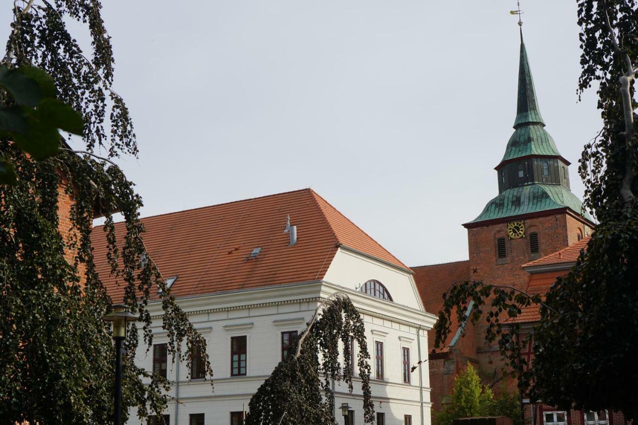 Ferienwohnungen Hafenblick Boizenburg Exteriör bild